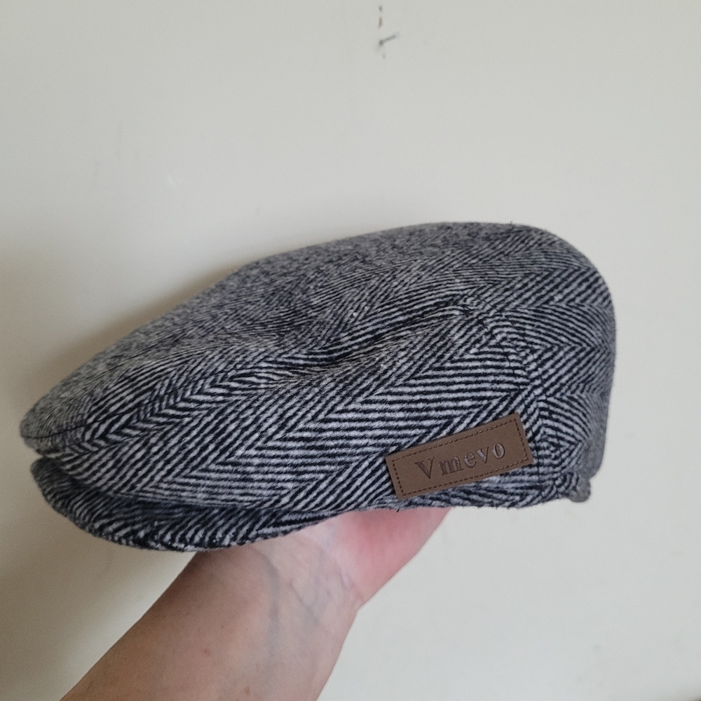 Vmevo Newsboy Cap. With Earflaps